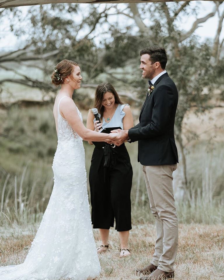 Married by Georgia | Bendigo Wedding Celebrant – Bendigo Marriage Celebrant